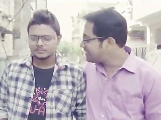 Bhabhi Ne Mujhko Di Or Mere Dost Ko Bhi Dee free video