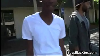 Black Muscular Gay Dude Fuck White Skinny Sexy Boy 17