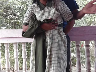 Desi Ladaki Ne Zule Par Baitkar Apane College Teacher Ke Sath Kiya Ganda Kam free video